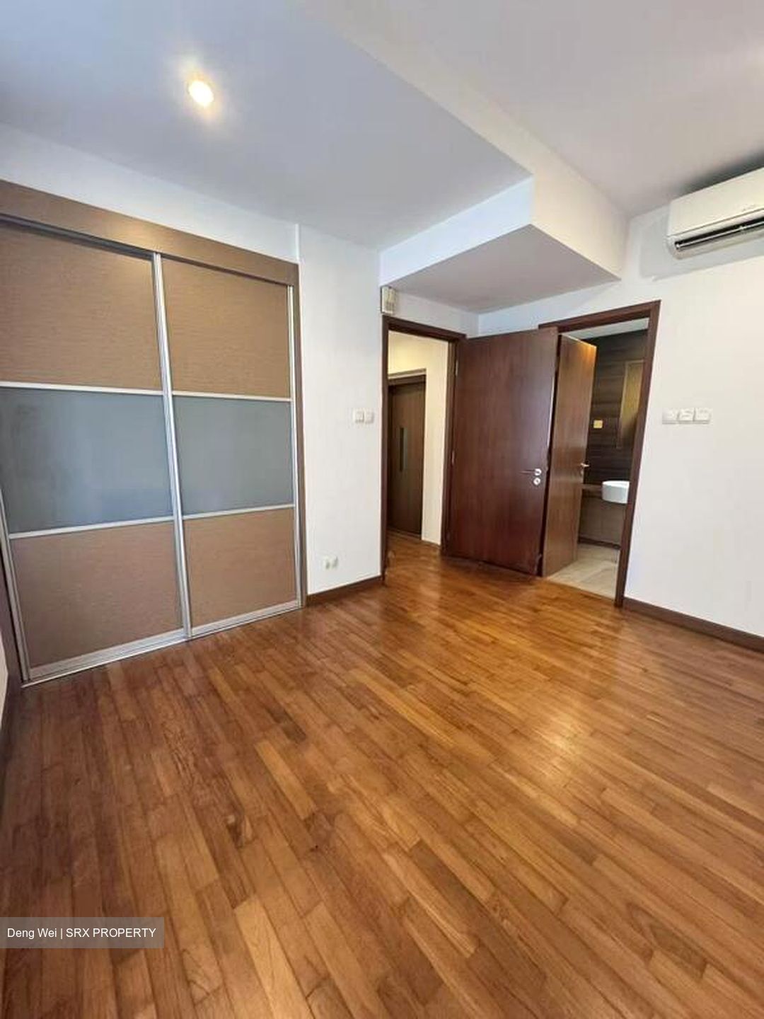 Lornie Road (D11), Terrace #604990771
